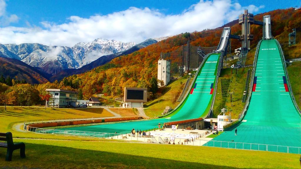 Sunny Side Hut Bed and Breakfast Hakuba Exterior foto